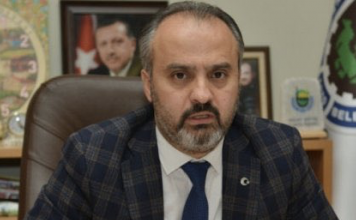 Bursa Mayor Aktaş refuses to provide hearse for 3 drowned Turkish refugees, including 2 infants