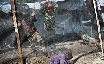 Refugee centers on Greek islands strained as migrant flow from Turkey increases