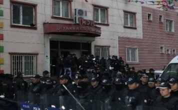 Police raid pro-Kurdish HDP’s Diyarbakır office for third time