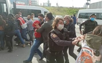 Turkish police batter workers detained while gathering to make May Day statement