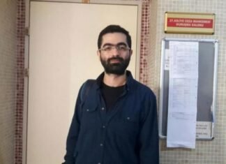Journalist convicted for reporting on cartoons critical of Erdoğan
