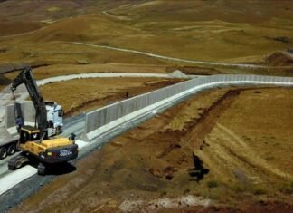 Turkey building enormous wall on Iranian border to fend off illegal migrants