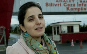 Wife of police chief, suffering from COVID-19, detained in hospital, handcuffed to bed