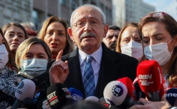 Main opposition leader announces 5 principles for resolving Kurdish issue