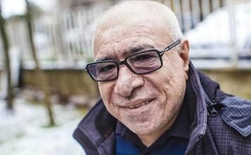 Veteran actor appears in court on charges of insulting the Turkish nation