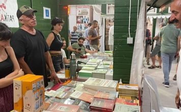 Police seize banned volumes at book fair in eastern Turkey