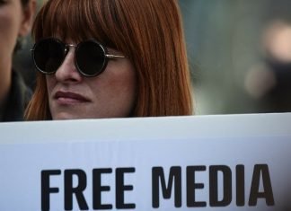 Press freedom groups demand release of 3 journalists in Turkey