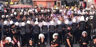 Turkish police detain some 100 participants of peaceful demonstration