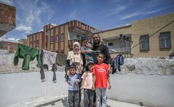 Interior minister says some 238,000 Syrians in Turkey have been naturalized