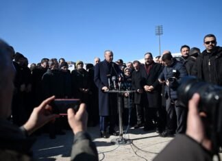 One year after earthquakes: How Turkey’s muzzled media missed the mark on journalism