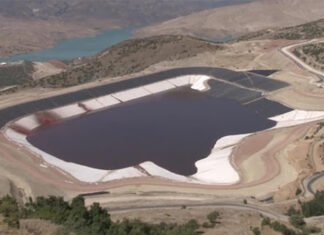 Families of trapped miners offered only $4,670 in claims payments after landslide