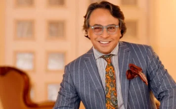 Outspoken fashion designer briefly detained in İstanbul for criticizing gov’t on YouTube