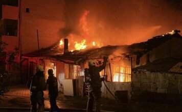 Critics accuse Turkish authorities of negligence after fatal house fire