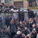 4 detained in eastern Turkey in protests over removal of Kurdish mayors