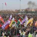 28 under investigation for illegal slogans, banners at Newroz event in İstanbul