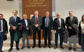 Journalists from opposition daily acquitted of Gülen-linked charges in retrial