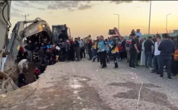 3 workers die on government construction site in southeastern Turkey