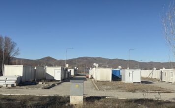 Earthquake survivors face eviction as Elazığ container city becomes prison facility
