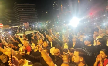 Turkish media watchdog threatens sanctions on opposition broadcasters after police block CHP protest in Istanbul
