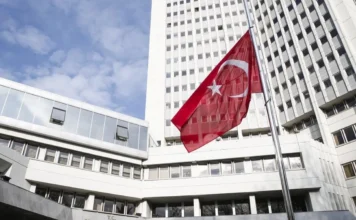 Senior diplomats among dozens of Turkish MFA staff targeted over alleged Gülen links