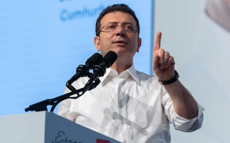 Jailed İstanbul mayor refuses to defend himself in diploma fraud trial after courtroom dispute
