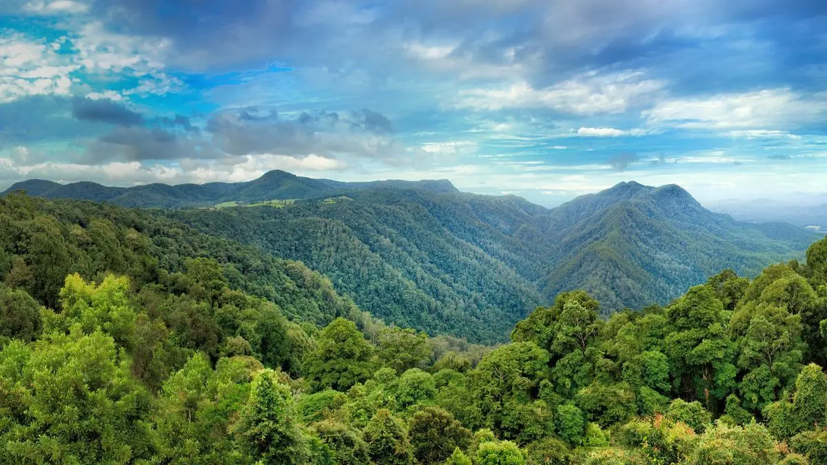 Turkey’s ruling AKP pushes ahead with bill to allow construction of hotels in national parks