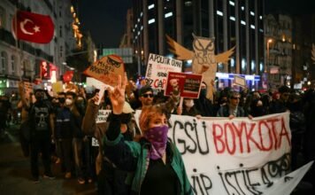 Students allege police abuse after İstanbul protests over İmamoğlu’s arrest