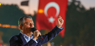 Turkish court orders main opposition leader to pay damages to controversial prosecutor