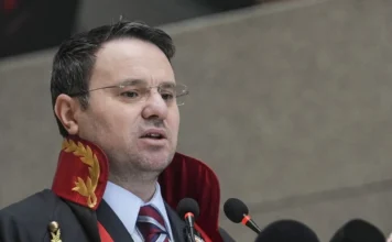 Turkey’s main opposition files criminal complaint against prosecutor leading CHP investigations