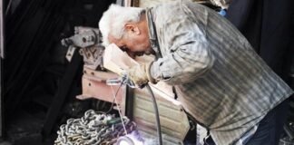 Job seekers over 60 rise 19 percent in Turkey as retirees struggle to survive