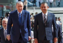 Erdoğan sues main opposition leader after claim that Trump is threatening him over personal wealth