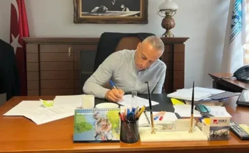 Former Turkish official detained ahead of trial after exposing corruption