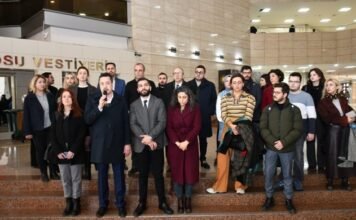 Turkish lawyer briefly detained after seeking to record client’s torture claim