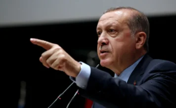 Erdoğan slams secularism manifesto signed by 168 public figures