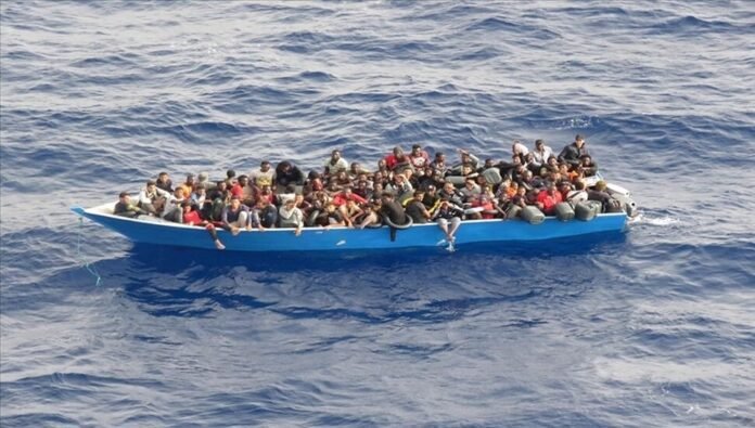 migrant boat