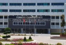 29 detained in probes linked to Antalya municipality in continuing crackdown on main opposition