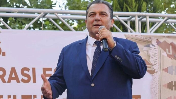 Eşme Mayor Yılmaz Tozan