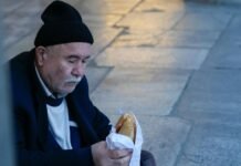 Report finds nearly 4 in 10 older residents in İstanbul struggling to make ends meet