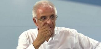 Turkish court sentences veteran journalist to prison over social media posts