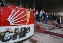 Opposition parties, bar associations, unions condemn ouster of Turkey’s main opposition leadership