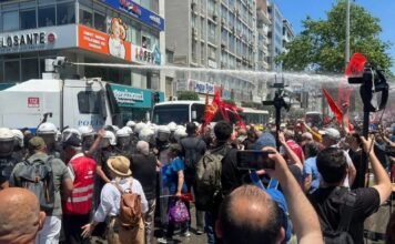 Turkish police fire tear gas to break up protest called by ousted CHP leader in İzmir