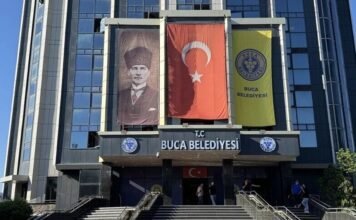 CHP mayor in western Turkey detained in corruption probe amid mounting pressure on party
