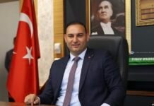 Mayor quits main opposition party amid reports of his talks to join the ruling party