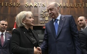 Former CHP lawmaker joins Erdoğan’s party as opposition faces turmoil, municipal probes