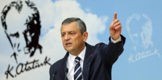 Ousted main opposition leader to seek court order for new vote if court-installed chairman stalls