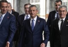 Turkey’s main opposition CHP loses 9 lawmakers from party rolls amid leadership fight