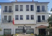 25 arrested in probes into 2 CHP-run municipalities in İstanbul, İzmir