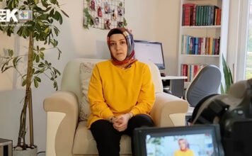 Dismissed teacher’s wife recounts hardship, family rift after Turkey’s post-coup crackdown