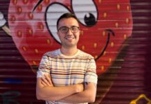 Turkish journalist and LGBTQ rights advocate detained before court hearing