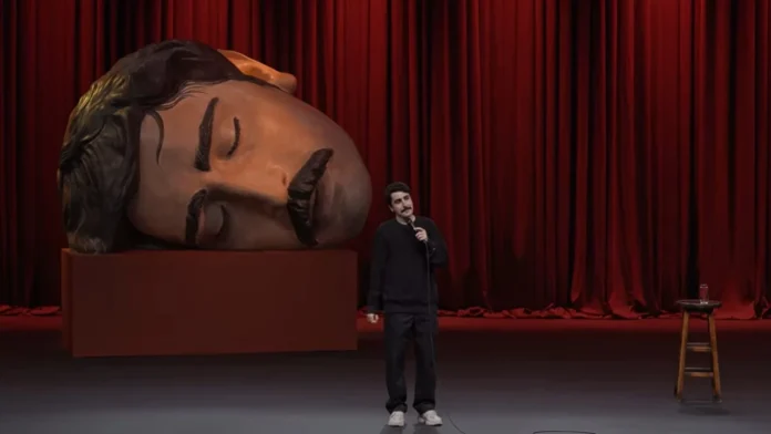comedian Deniz Göktaş